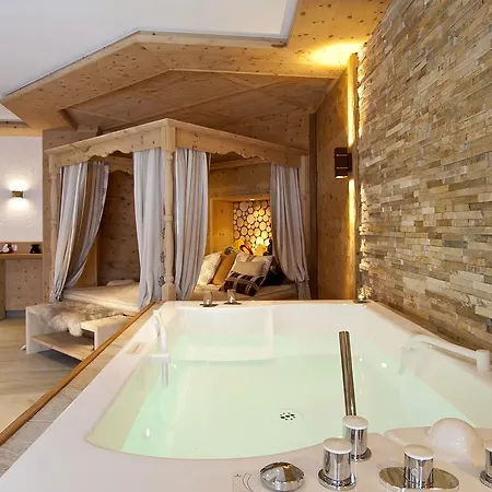 Hotel Pertisauerhof